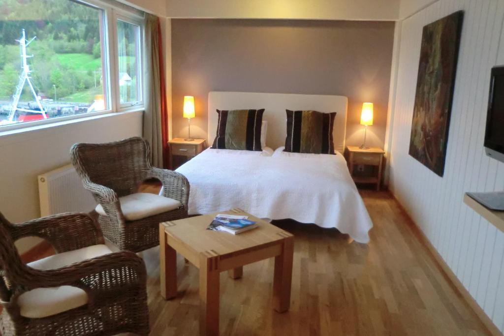 Lavik Fjord Hotel & Apartments Pokój zdjęcie